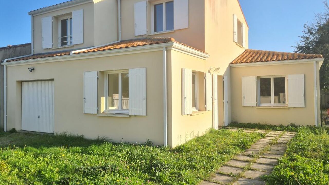 maison 5 pièces 118 m2 à vendre à Breuillet (17920)