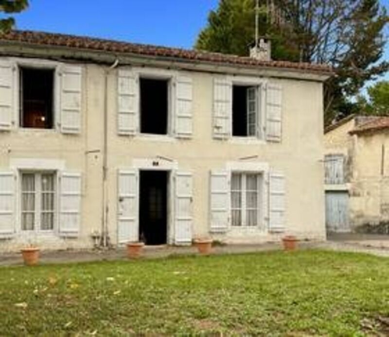 Villa / Maison 4 pièces  à vendre Barbezieux-Saint-Hilaire 16300