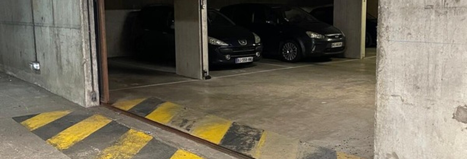 Garage  12 m² à louer à Cergy (95800)