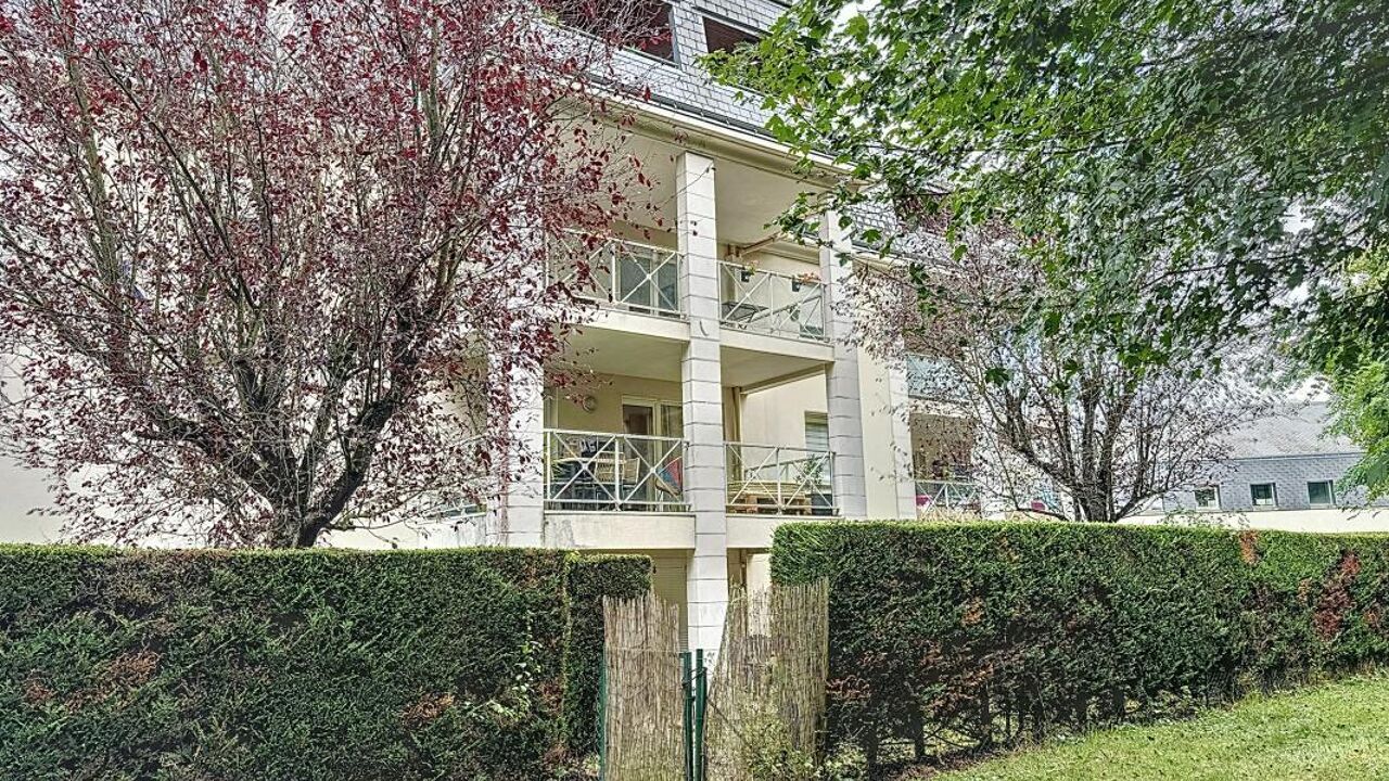 appartement 2 pièces 43 m2 à vendre à Saint-Cyr-sur-Loire (37540)