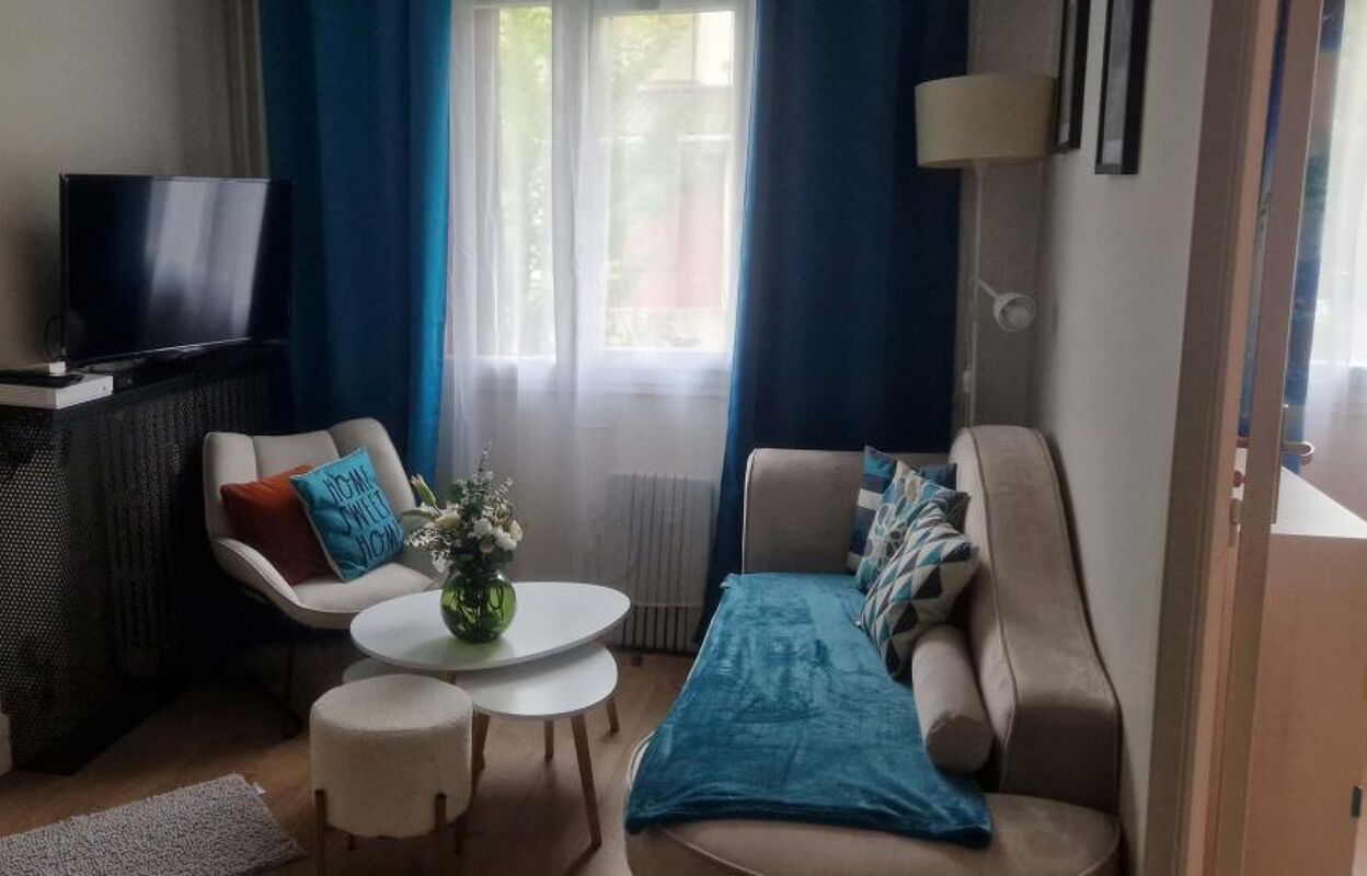 appartement 3 pièces 47 m2 à louer à Villejuif (94800)