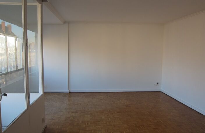 Appartement 4 pièces, VALENCIENNES — photo 3