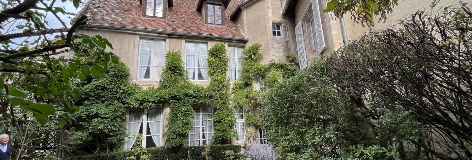 Maison 9 Pièces 310 m² à vendre à Autun (71400)