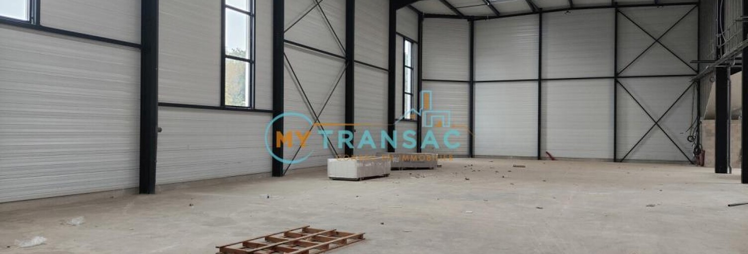 Local industriel  430 m² à louer à Chalifert (77144)