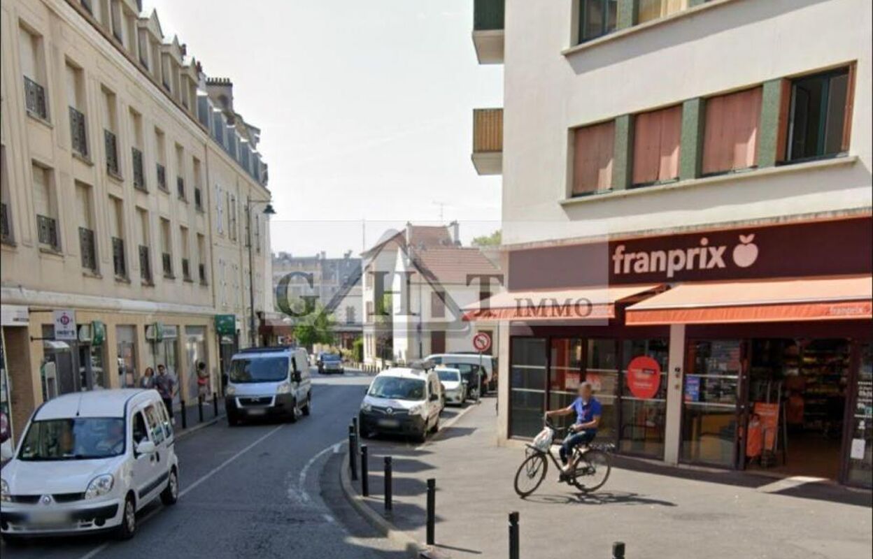 commerce  pièces 30 m2 à louer à Maisons-Alfort (94700)