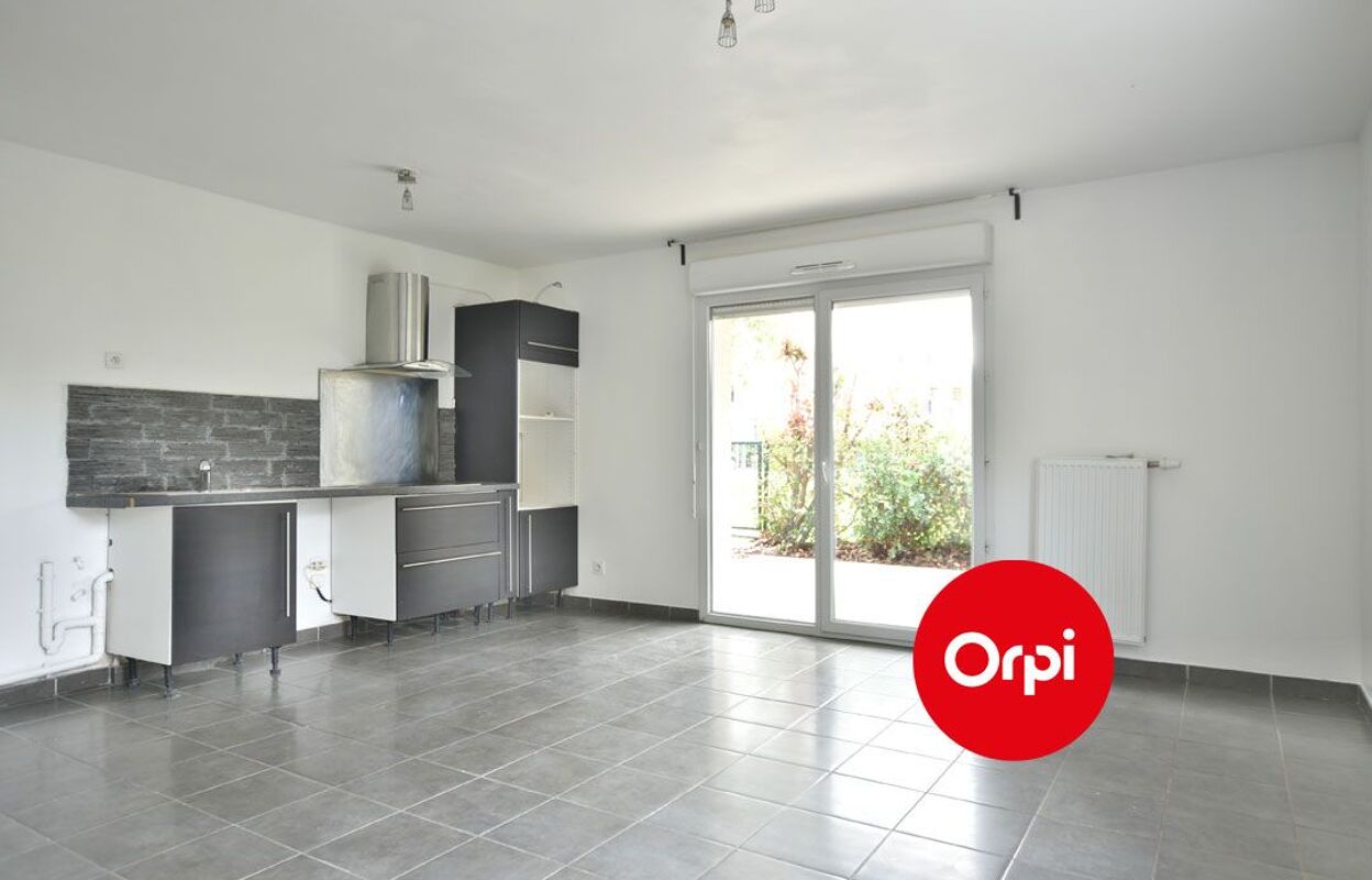 appartement 4 pièces 79 m2 à louer à Saint-Priest (69800)