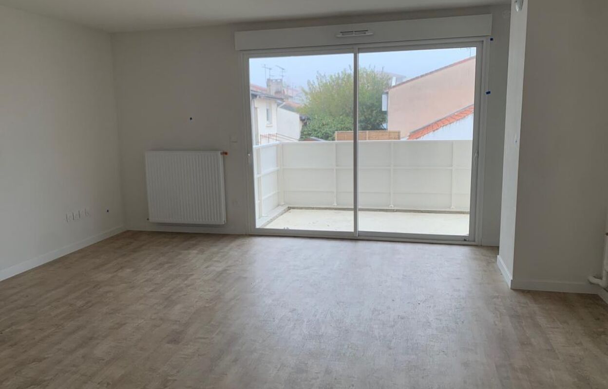 appartement 2 pièces 41 m2 à louer à Bruguières (31150)