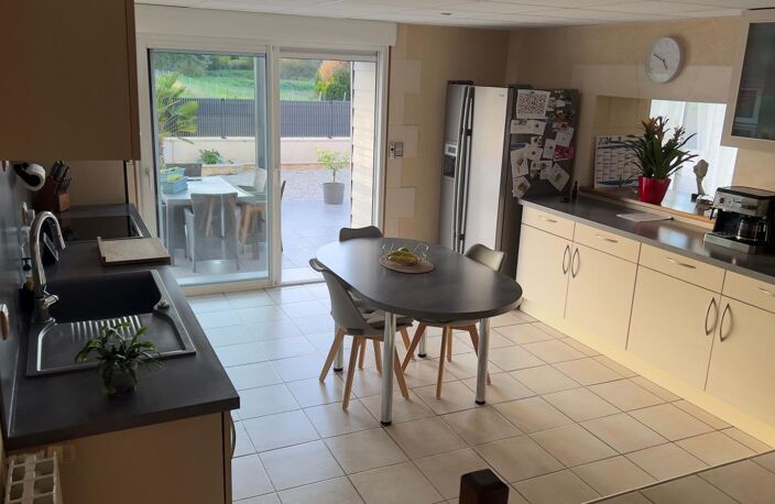 Maison À Vendre 3 chambres avec piscine — photo 4
