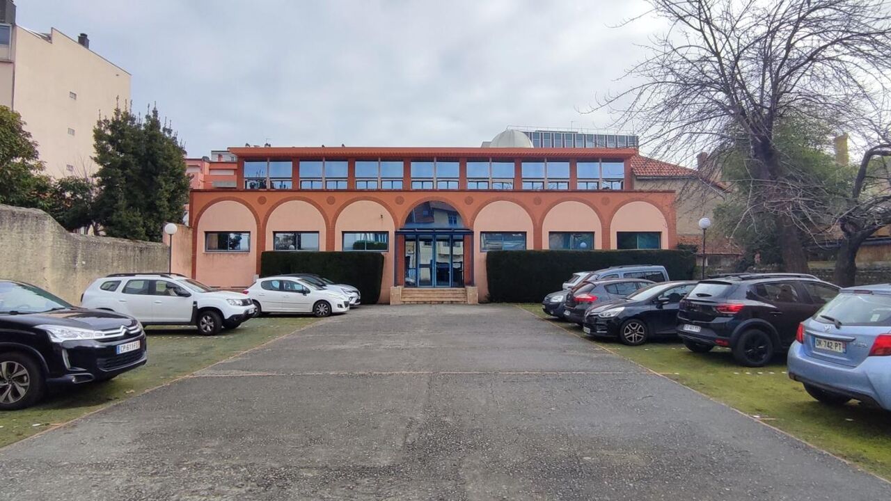 bureau  pièces 700 m2 à vendre à Tarbes (65000)