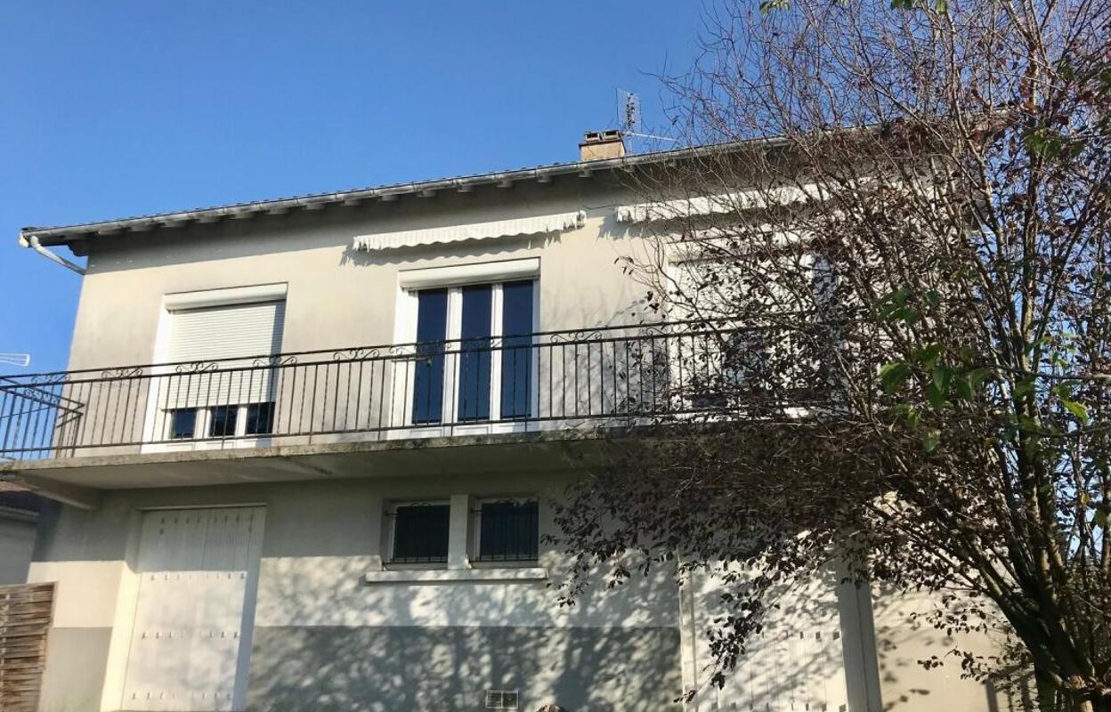 maison 5 pièces 128 m2 à vendre à Saint-Junien (87200)