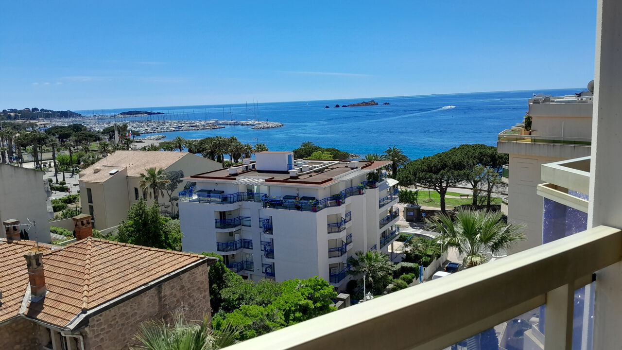 appartement 6 pièces 110 m2 à vendre à Saint-Raphaël (83530)