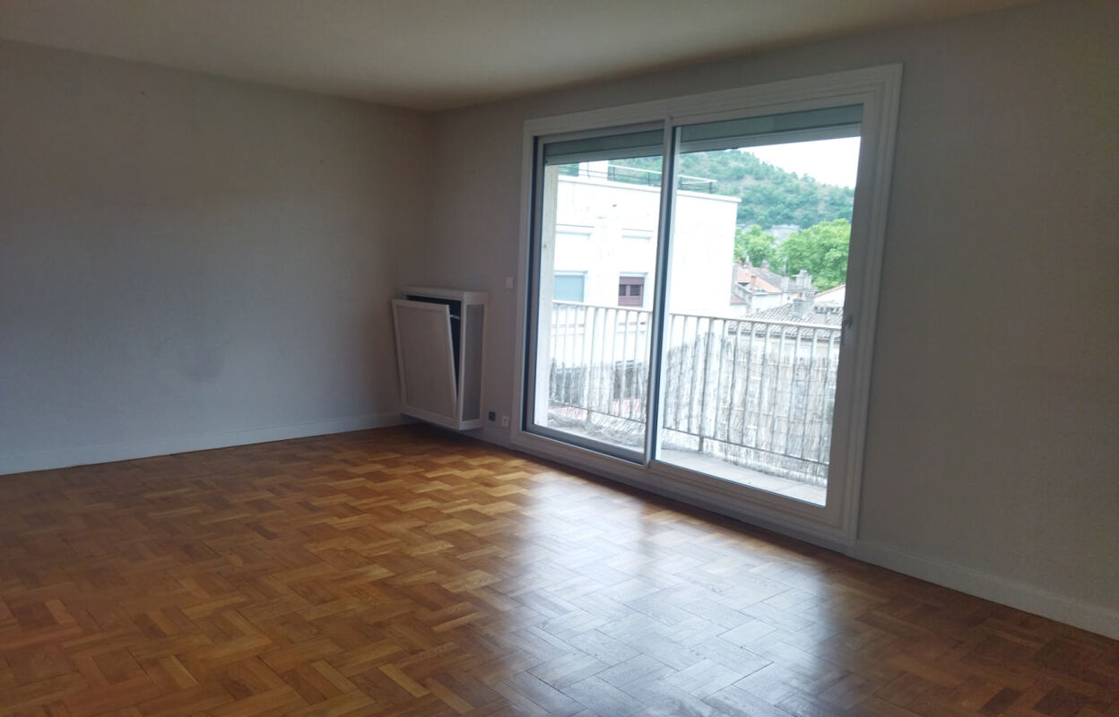 appartement 4 pièces 92 m2 à vendre à Cahors (46000)