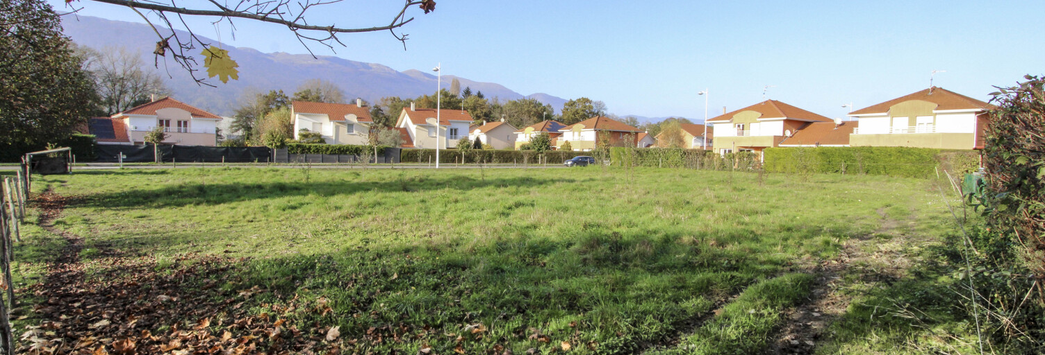Terrain  530 m² à vendre à Saint-Genis-Pouilly (01630)