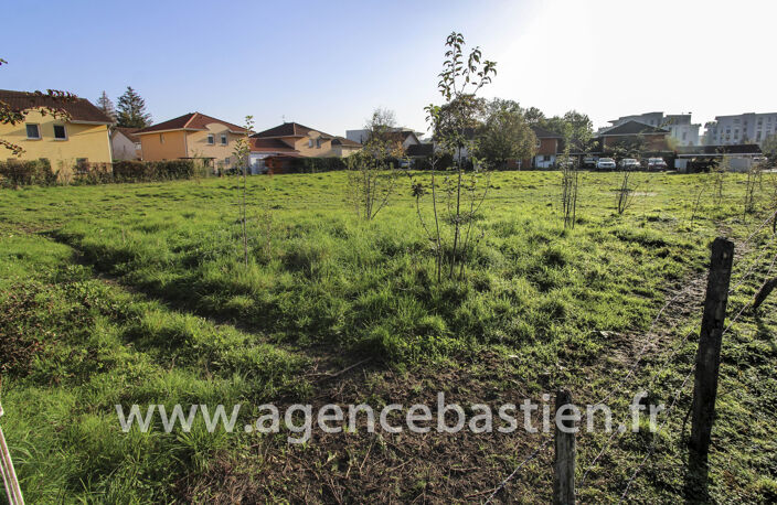 VENTE - EXCLUSIVITE - TERRAIN - ST GENIS POUILLY — photo 2