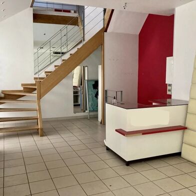 Commerce  268520 €