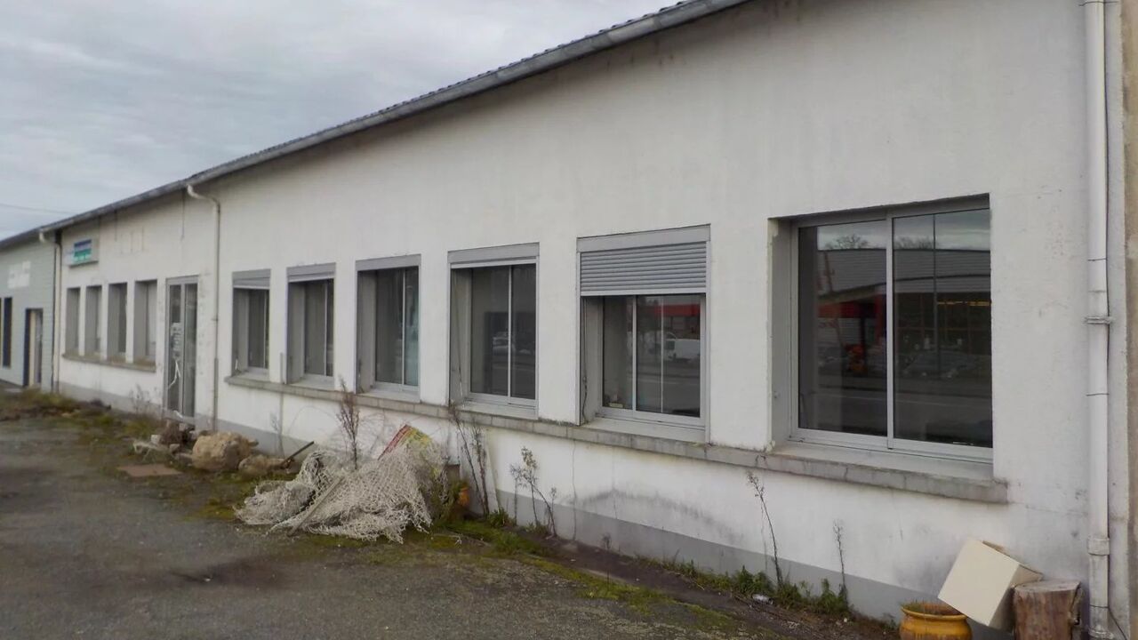 commerce  pièces 750 m2 à vendre à Saint-Léonard-de-Noblat (87400)