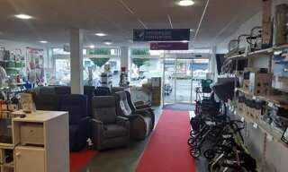 Commerce  396 m² à louer à Aurillac (15000)