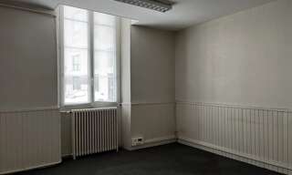 Bureau  93 m² à louer à Limoges (87000)