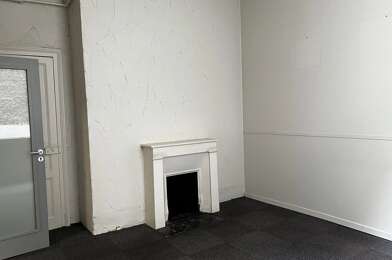 Bureau  1400 €