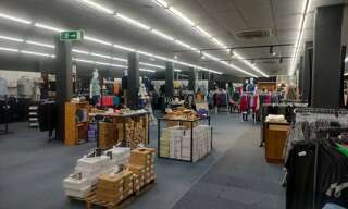 Commerce  2165 m² à vendre à Saint-Junien (87200)