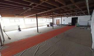 Commerce  1027 m² à louer à Limoges (87000)