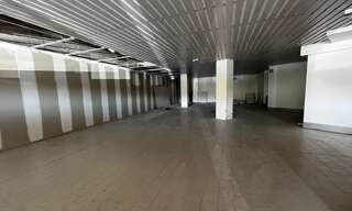 Commerce  340 m² à louer à Isle (87170)