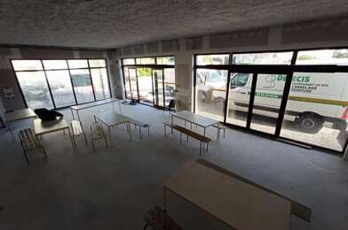 Commerce  129600 €