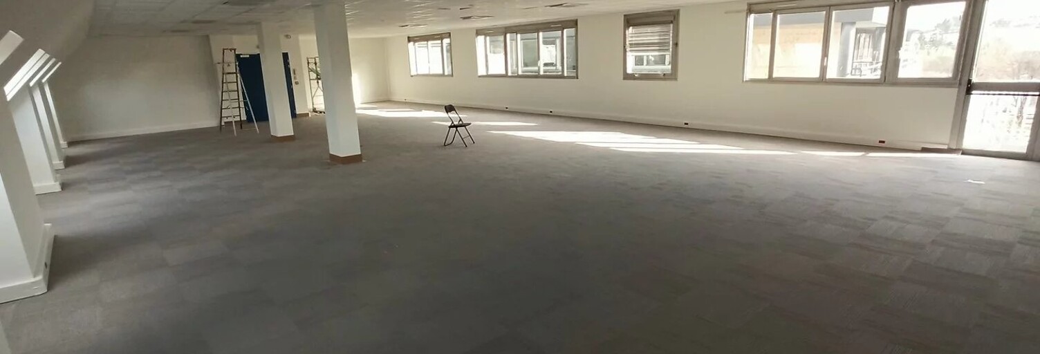 Bureau  435 m² à louer à Limoges (87000)