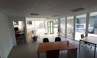 Bureau  75 m² à louer à Saint-Junien (87200)