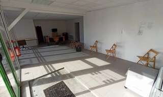 Bureau  75 m² à louer à Saint-Junien (87200)