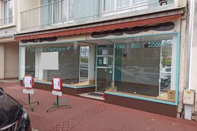 Commerce  164400 €