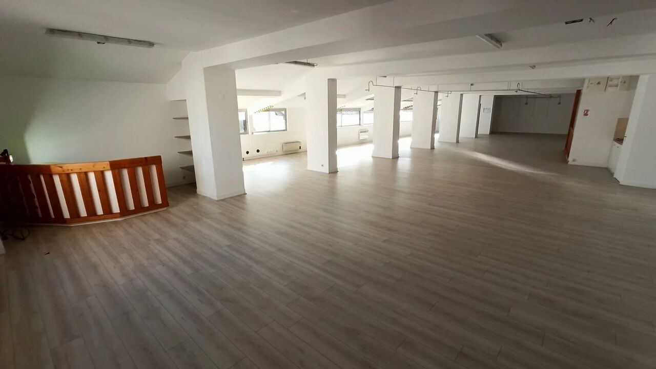 commerce  pièces 380 m2 à vendre à Saint-Junien (87200)