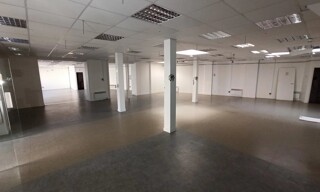 Commerce  637 m² à vendre à Saint-Junien (87200)