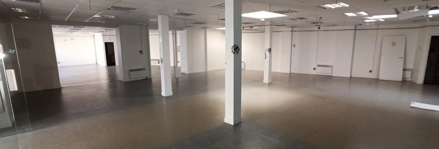 Commerce  637 m² à vendre à Saint-Junien (87200)