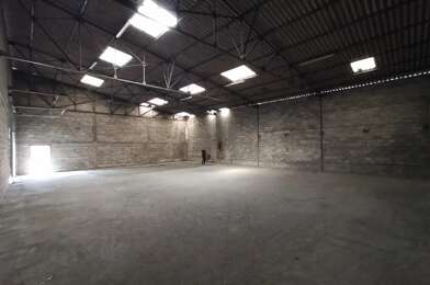 Local industriel  1320 €