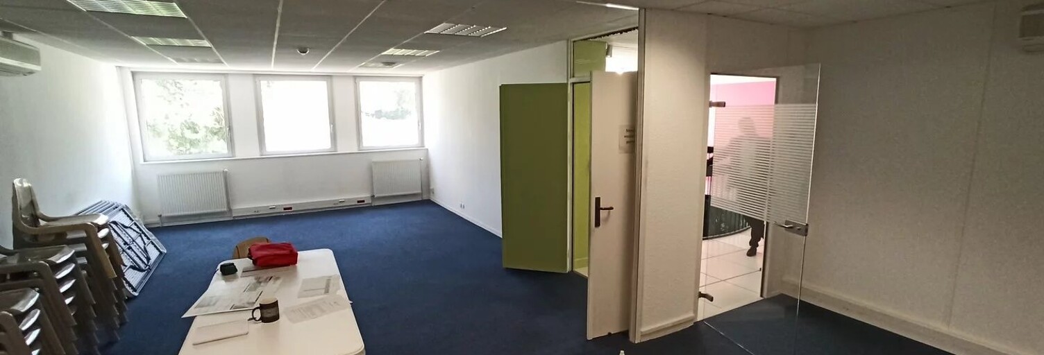 Bureau  682 m² à louer à Panazol (87350)