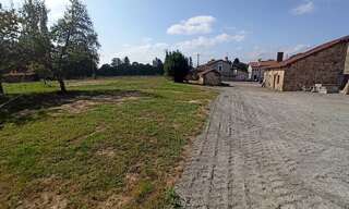 Commerce  390 m² à vendre à Confolens (16500)