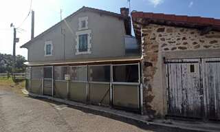 Commerce  120 m² à vendre à Confolens (16500)