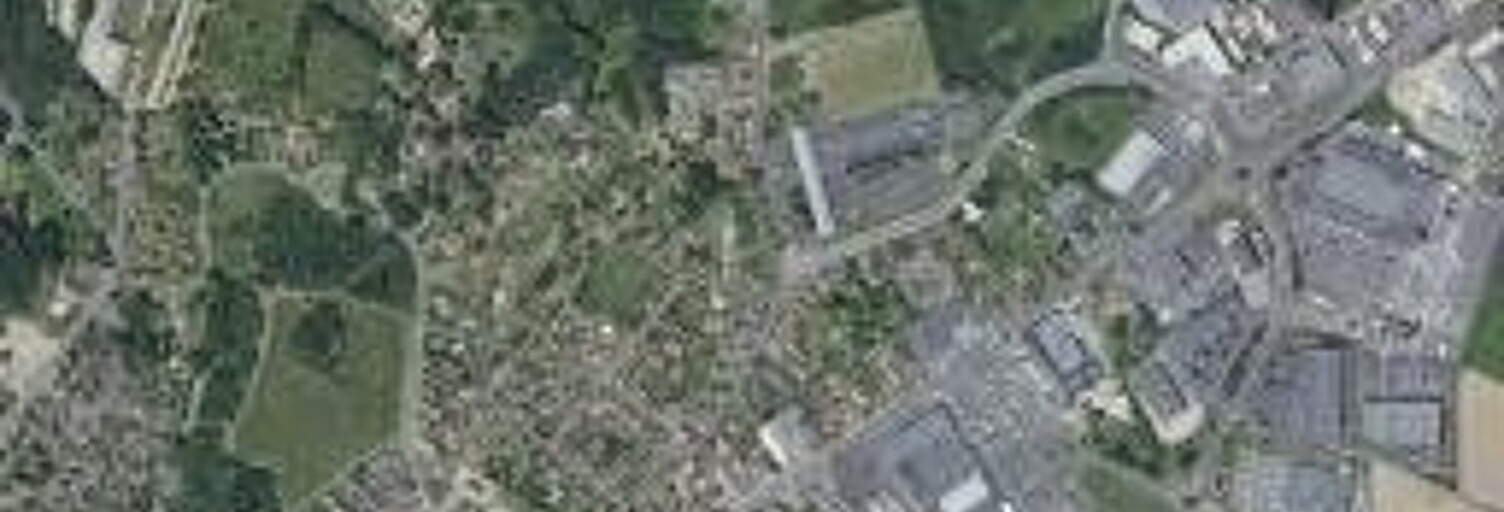 Terrain  10148 m² à vendre à Saint-Junien (87200)