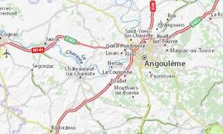 Commerce  1812 m² à louer à Angoulême (16000)