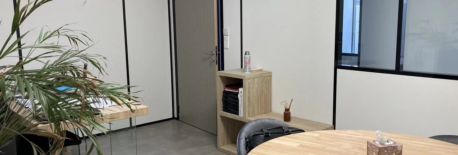 Bureau  150 m² à louer à Saint-Junien (87200)