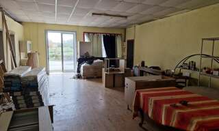 Commerce  750 m² à vendre à Bessines-sur-Gartempe (87250)