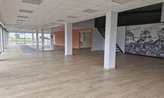 Commerce  400 m² à louer à Saint-Junien (87200)