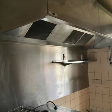 Commerce  199000 €