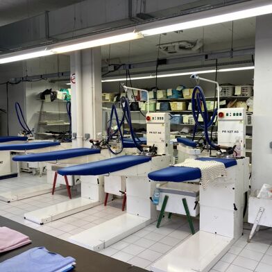 Commerce  109600 €