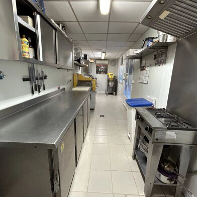 Commerce  175360 €