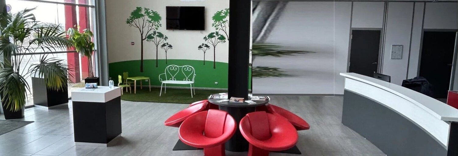 Bureau  900 m² à louer à Limoges (87280)