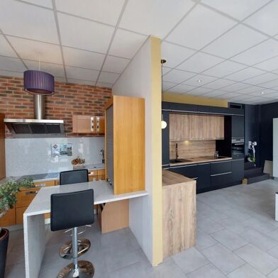 Commerce  274000 €