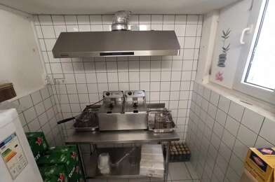 Commerce  65760 €