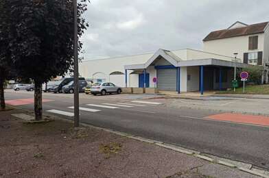 Commerce  427440 €